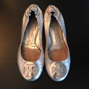 Tory Burch silver flats!